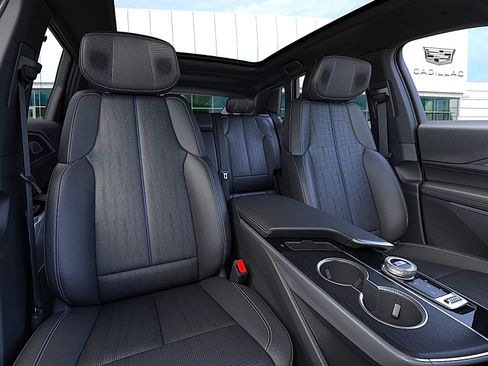 New 2026 Cadillac Lyriq V image 16