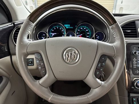 Used 2017 Buick Enclave Leather FWD image 14