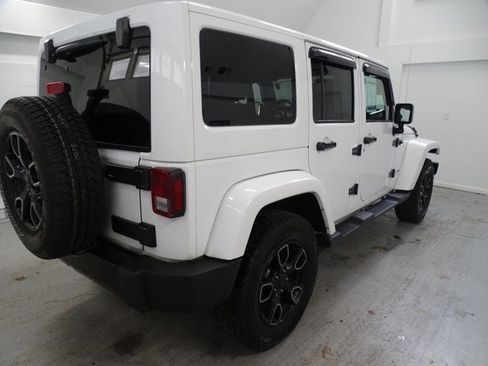 Used 2018 Jeep Wrangler Unlimited Sahara image 19