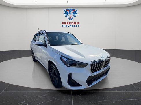Used 2025 BMW X1 xDrive28i w/ M Sport Package image 8