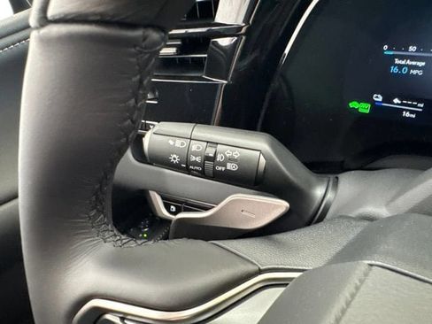 New 2026 Lexus RX 450h AWD image 22