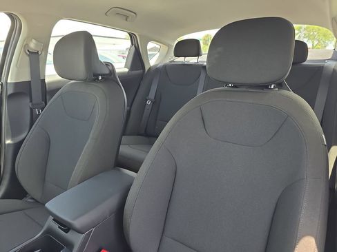 New 2026 Kia K4 FWD image 21