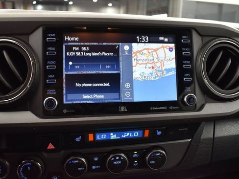 Used 2023 Toyota Tacoma TRD Pro AWD/4WD image 9