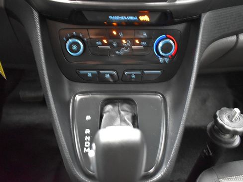 Used 2022 Ford Transit Connect XL FWD image 28