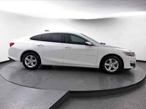Used 2020 Chevrolet Malibu LS w/ Driver Confidence Package II FWD image 11