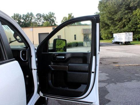 Used 2020 Chevrolet Silverado 2500 LT w/ All Star Edition image 20