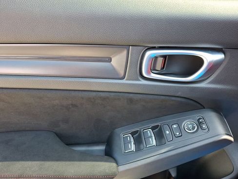 Used 2024 Honda Civic Type R image 15