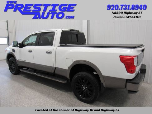 Used 2019 Nissan Titan Platinum Reserve w/ Platinum Utility Package image 2