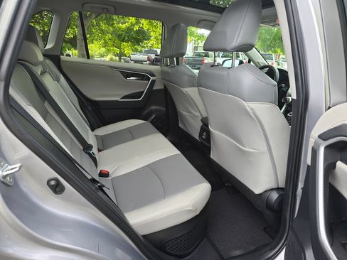 Used 2021 Toyota RAV4 Limited AWD/4WD image 13