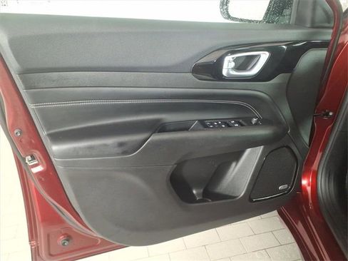 Used 2022 Jeep Compass High Altitude image 9