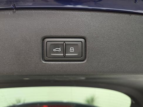 Used 2023 Audi Q4 e-tron Prestige w/ 20" Wheel Package AWD/4WD image 14