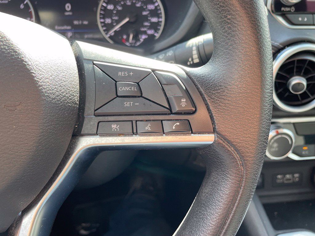 Certified 2025 Nissan Sentra SV FWD image 14
