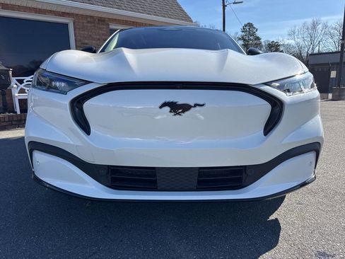 Used 2021 Ford Mustang Mach-E Premium image 4