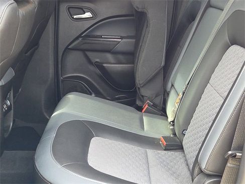 Used 2019 Chevrolet Colorado Z71 image 17