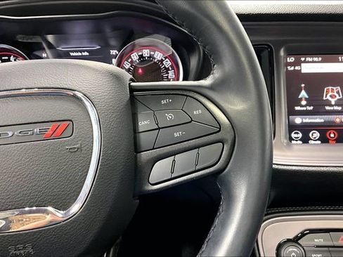 Used 2023 Dodge Challenger SXT RWD image 13