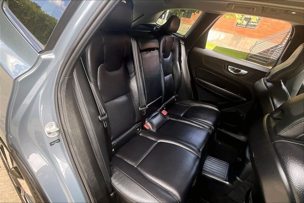 Used 2024 Volvo XC60 T8 Plus w/ Protection Package Premier AWD/4WD image 37