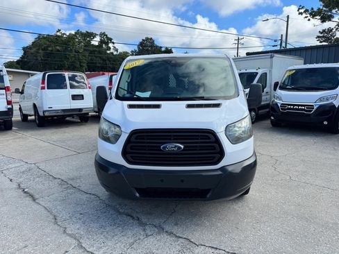 Used 2017 Ford Transit 150 130 Low Roof RWD image 3