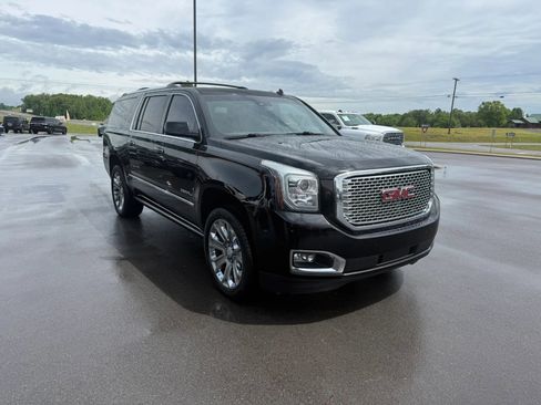 Used 2015 GMC Yukon XL Denali w/ Touring Package RWD image 1