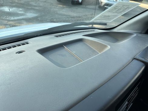 Used 2018 GMC Savana 2500 w/ Communications Package image 26