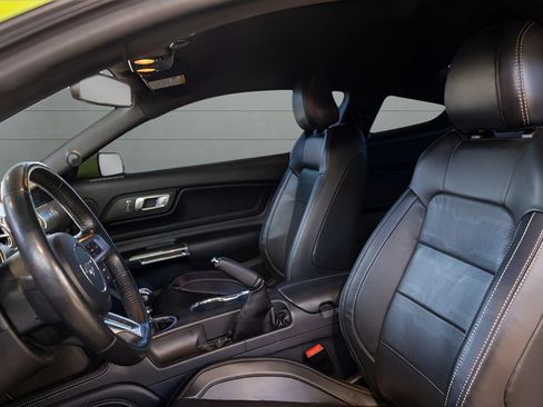 Used 2020 Ford Mustang GT Premium w/ GT Performance Package RWD image 42