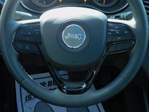 Used 2021 Jeep Cherokee Latitude Plus w/ Sun & Sound Group image 8