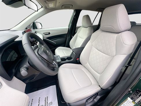 New 2026 Toyota Corolla Cross LE image 5