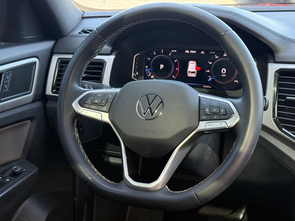 Used 2023 Volkswagen Atlas Cross Sport SE w/ Panoramic Sunroof Package AWD/4WD image 13