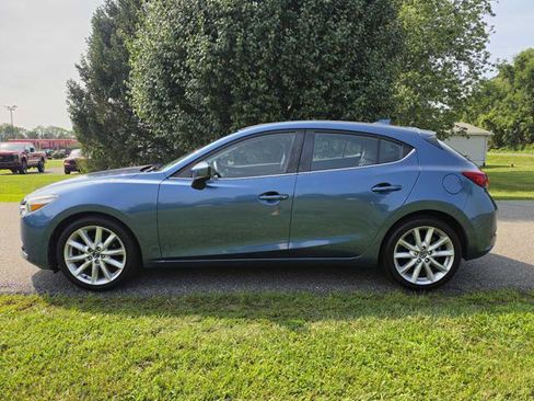 Used 2017 MAZDA MAZDA3 Grand Touring FWD image 1