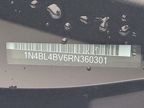 Used 2024 Nissan Altima 2.5 S FWD image 33