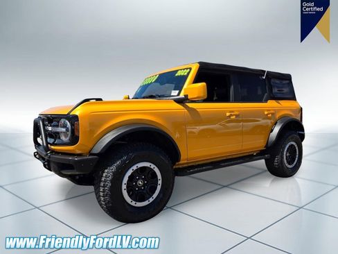 Certified 2022 Ford Bronco Outer Banks w/ Sasquatch Package AWD/4WD image 3