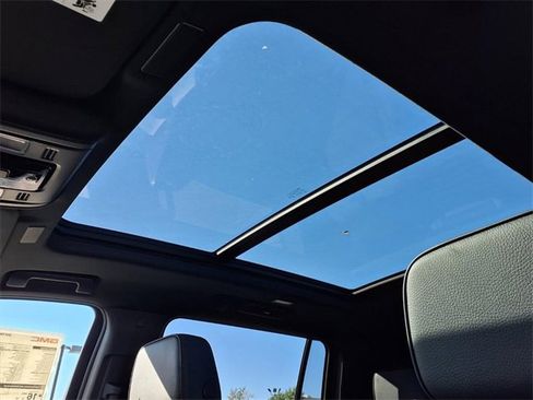 New 2026 GMC Yukon XL Denali w/ Sun & Power Step Package image 28