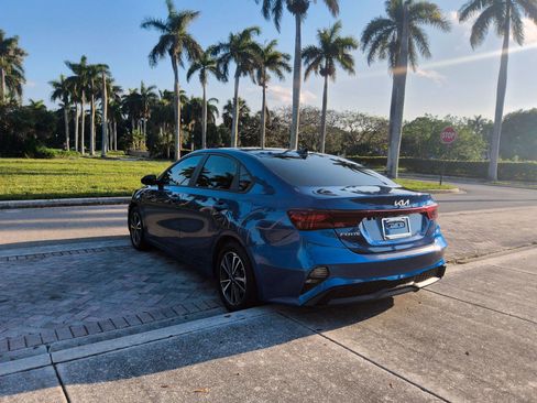 Used 2022 Kia Forte LXS FWD image 17