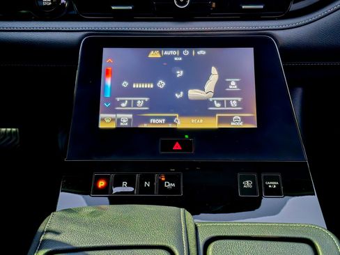 Used 2025 INFINITI QX80 Luxe image 46