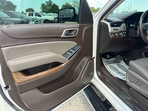 Used 2019 GMC Yukon Denali w/ Denali Ultimate Package AWD/4WD image 29