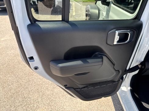 New 2026 Jeep Wrangler Unlimited Sport AWD/4WD image 20