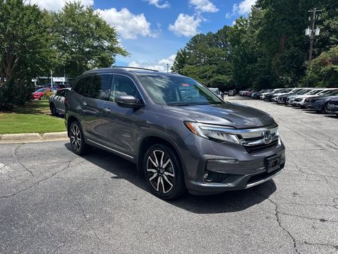 Used 2022 Honda Pilot Touring image 4