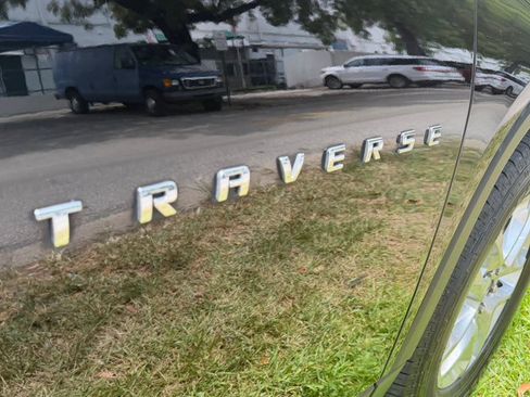Used 2020 Chevrolet Traverse LS FWD image 22