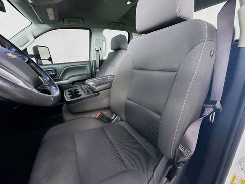 Used 2017 Chevrolet Silverado 2500 LT w/ Snow Plow Prep Package AWD/4WD image 20