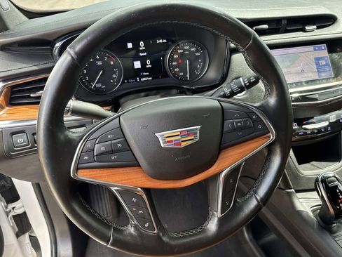 Used 2021 Cadillac XT5 Premium Luxury FWD image 24