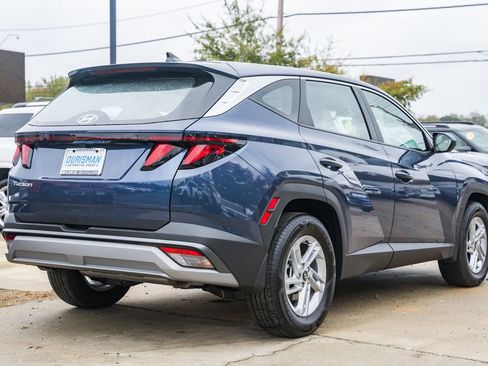 Certified 2025 Hyundai Tucson SE image 4