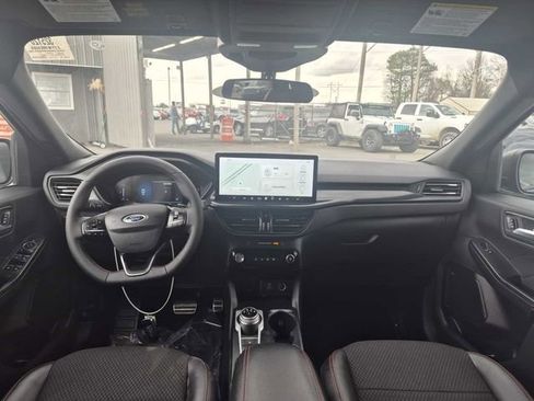Used 2023 Ford Escape ST-Line w/ Tech Pack #1 image 6