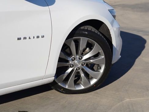 Used 2016 Chevrolet Malibu Premier image 8