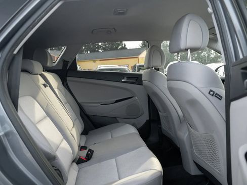 Used 2017 Hyundai Tucson SE image 10