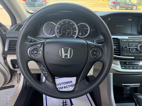 Used 2013 Honda Accord LX image 11