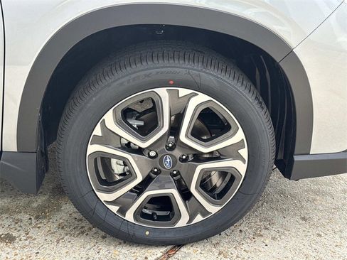 New 2026 Subaru Ascent Touring image 4