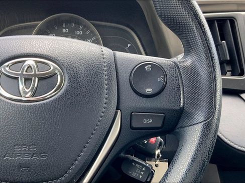 Used 2015 Toyota RAV4 LE AWD/4WD image 19
