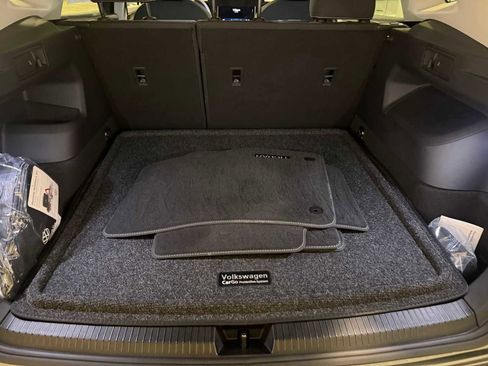 Certified 2025 Volkswagen Tiguan S image 24