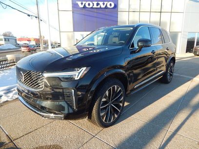 Used 2025 Volvo XC90 T8 Plus w/ Protection Package Premier
