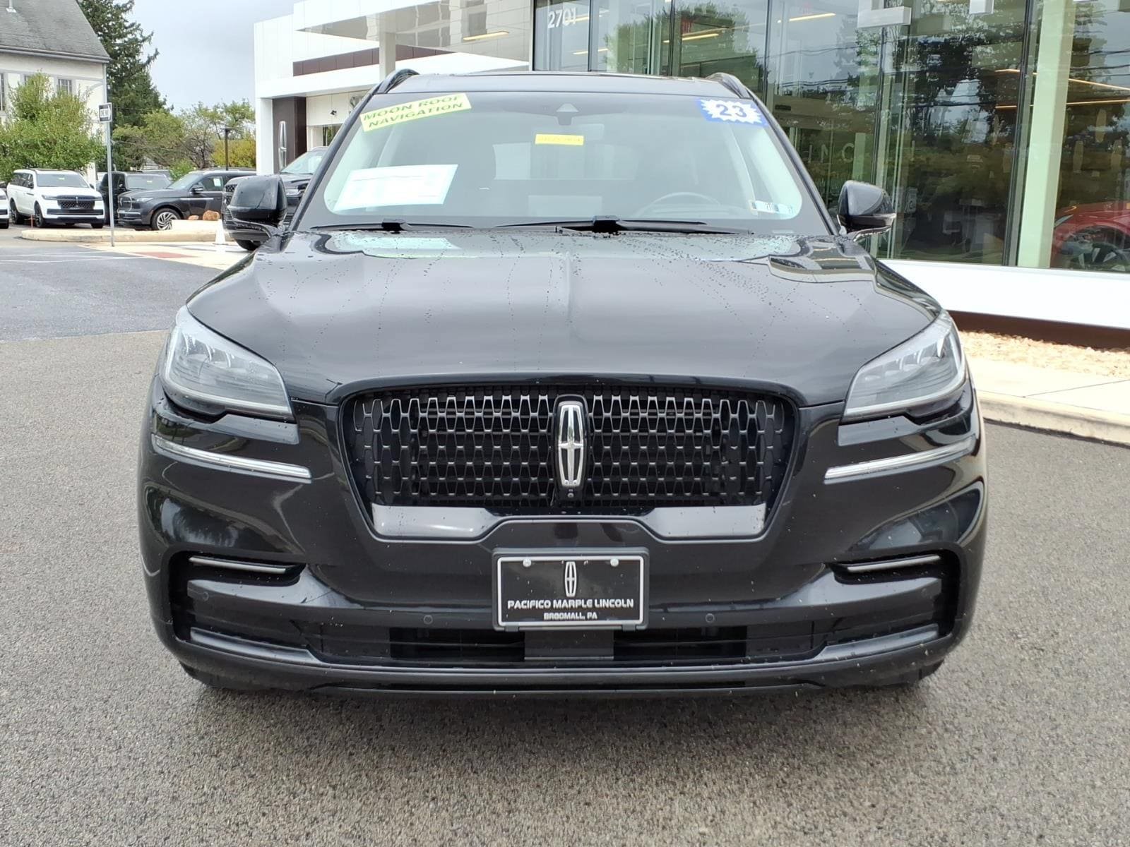 Certified 2023 Lincoln Aviator Reserve w/ Equipment Group 201A AWD/4WD image 9