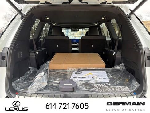 New 2026 Lexus TX 500h AWD image 16